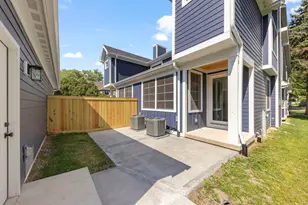 715-717 N Brainard St, Naperville, IL 60563 - Photo 38