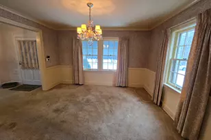 423 N Highland Ave, Rockford, IL 61107 - Photo 10