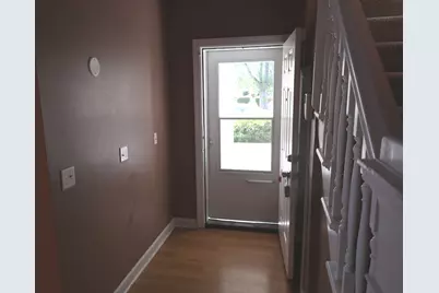 2911 Emmaus Avenue, Zion, IL 60099 - Photo 6