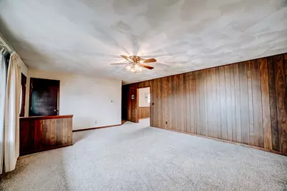 601 E Porter Avenue, Watseka, IL 60970 - Photo 10