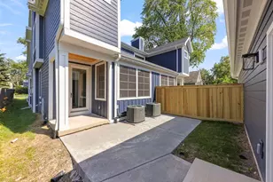 717 N Brainard St, Naperville, IL 60563 - Photo 38