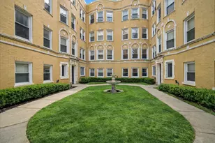 7411 N Hoyne Ave, Chicago, IL 60645 - Photo 18