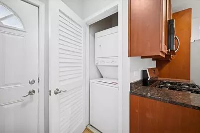 7411 N Hoyne Avenue #3, Chicago, IL 60645 - Photo 10