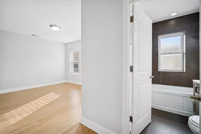 7411 N Hoyne Avenue #3, Chicago, IL 60645 - Photo 12