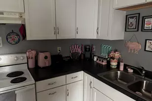 1521 Hedge Rd, Champaign, IL 61821 - Photo 8