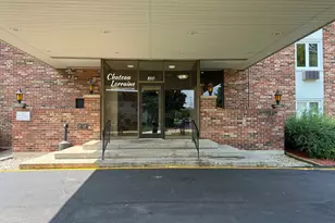 850 S Lorraine Rd, Wheaton, IL 60189 - Photo 2