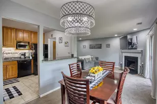 7070 Newport Dr, Woodridge, IL 60517 - Photo 6