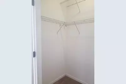 5036 W Pensacola Avenue #402, Chicago, IL 60641 - Photo 10