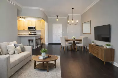 5036 W Pensacola Avenue #402, Chicago, IL 60641 - Photo 2