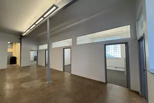 452 N Claremont Ave, Chicago, IL 60612 - Photo 2