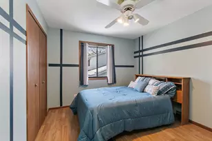 183 Brookside Dr, Elgin, IL 60123 - Photo 18