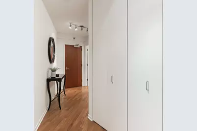 400 N Lasalle Street #1404, Chicago, IL 60654 - Photo 16