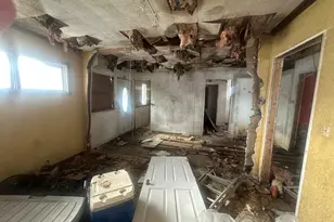 515 S Market St, Hoopeston, IL 60942 - Photo 2