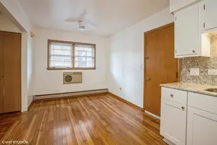 1022 Arnold Ct, Des Plaines, IL 60016 - Photo 6