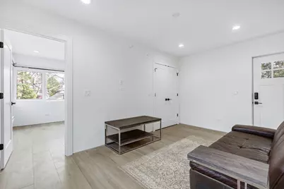 1025 N Harlem Avenue #F, Oak Park, IL 60302 - Photo 8