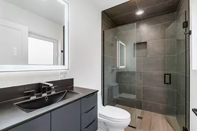 1025 N Harlem Avenue #F, Oak Park, IL 60302 - Photo 10