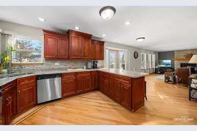 1900 Chestnut Grove Drive, Plainfield, IL 60586 - Photo 8