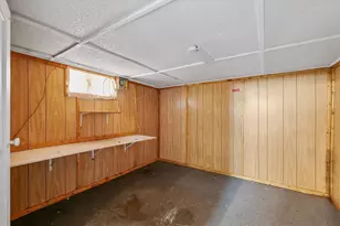 811 W Harvard St, Champaign, IL 61820 - Photo 26