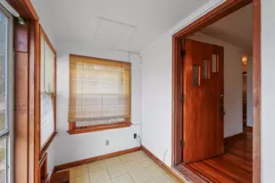 811 W Harvard St, Champaign, IL 61820 - Photo 6