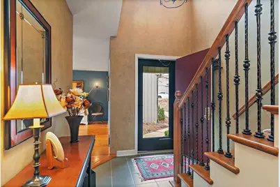 225 Shoreline Road, Lake Barrington, IL 60010 - Photo 4