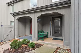 225 Shoreline Rd, Lake Barrington, IL 60010 - Photo 2