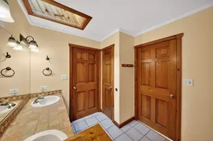 43W951 Fox Hill Ct, Saint Charles, IL 60175 - Photo 24