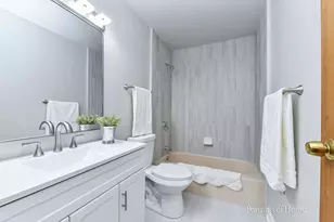 6705 Patton Dr, Woodridge, IL 60517 - Photo 12