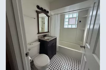 109 Central Avenue #A, Roselle, IL 60172 - Photo 4