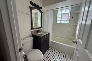 109 Central Ave, Roselle, IL 60172 - Photo 4