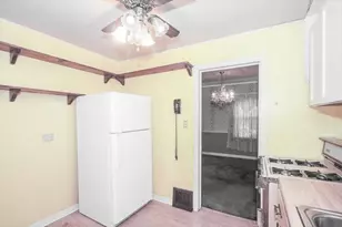 434 E Thacker St, Des Plaines, IL 60016 - Photo 6