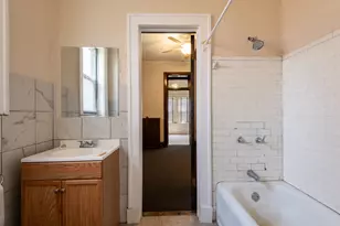 8725 S May St, Chicago, IL 60620 - Photo 34