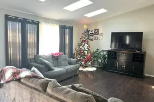 12818 S Blossom Dr, Alsip, IL 60803 - Photo 6