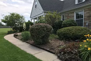 5382 Guilford Blvd, Rockford, IL 61107 - Photo 1
