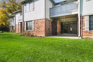 4121 N Mallard Dr, Arlington Heights, IL 60004 - Photo 10