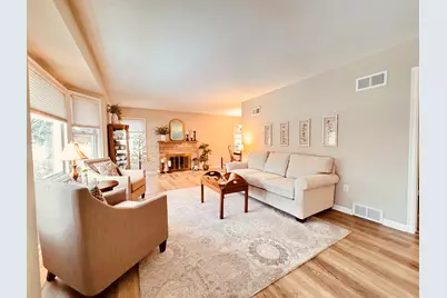 [Address not provided], Dixon, IL 61021 - Photo 2