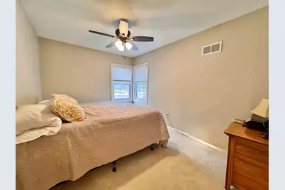 [Address not provided], Dixon, IL 61021 - Photo 12