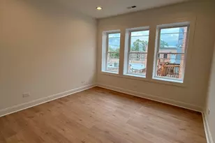 7841 S Essex Ave, Chicago, IL 60649 - Photo 10