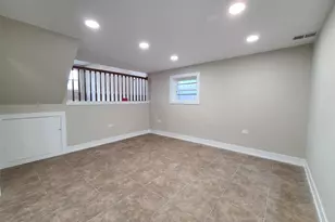 6437 W 82nd St, Burbank, IL 60459 - Photo 20