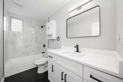 7652 Catalpa Avenue, Woodridge, IL 60517 - Photo 12