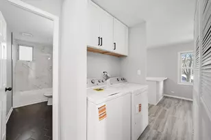 7652 Catalpa Ave, Woodridge, IL 60517 - Photo 10