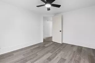 544 Charles St, Aurora, IL 60506 - Photo 18