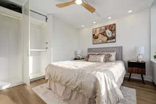 1360 N Sandburg Terrace, Chicago, IL 60610 - Photo 14