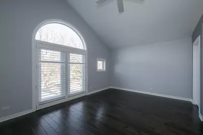1701 W Byron Street, Chicago, IL 60613 - Photo 24