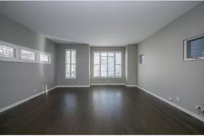 1701 W Byron Street, Chicago, IL 60613 - Photo 2