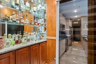 16 N May St, Chicago, IL 60607 - Photo 8