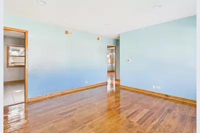 755 Dulles Road #F, Des Plaines, IL 60016 - Photo 4