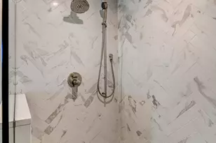 131 Harding Ct, Glen Ellyn, IL 60137 - Photo 24