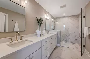 131 Harding Ct, Glen Ellyn, IL 60137 - Photo 22