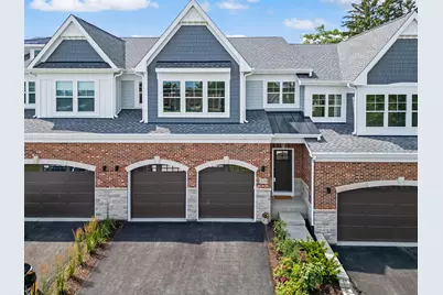 131 Harding Court, Glen Ellyn, IL 60137 - Photo 1