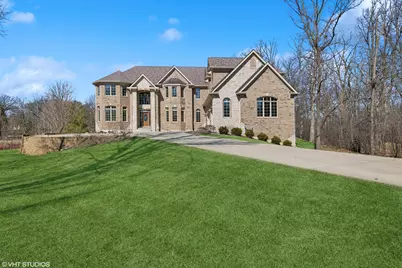 7 Preston Court, Lincolnshire, IL 60069 - Photo 1